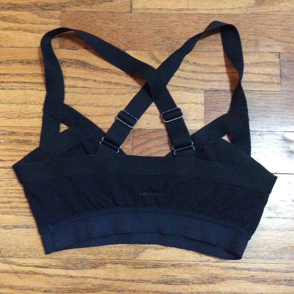 Community Bra - Picture 7 of 10